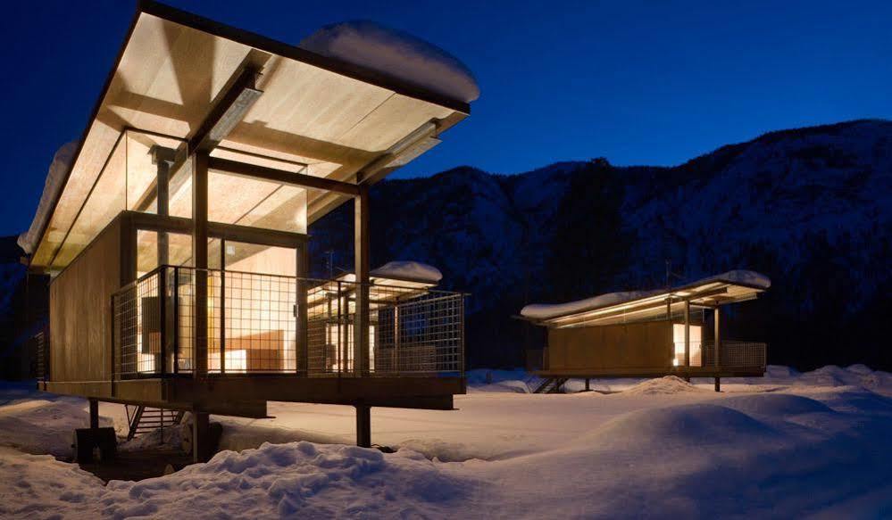Rolling Huts Villa Mazama Exterior photo